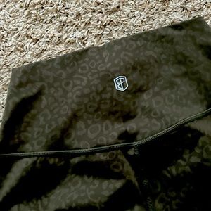 Born Primitive XL Black Leopard Fierce Leggings